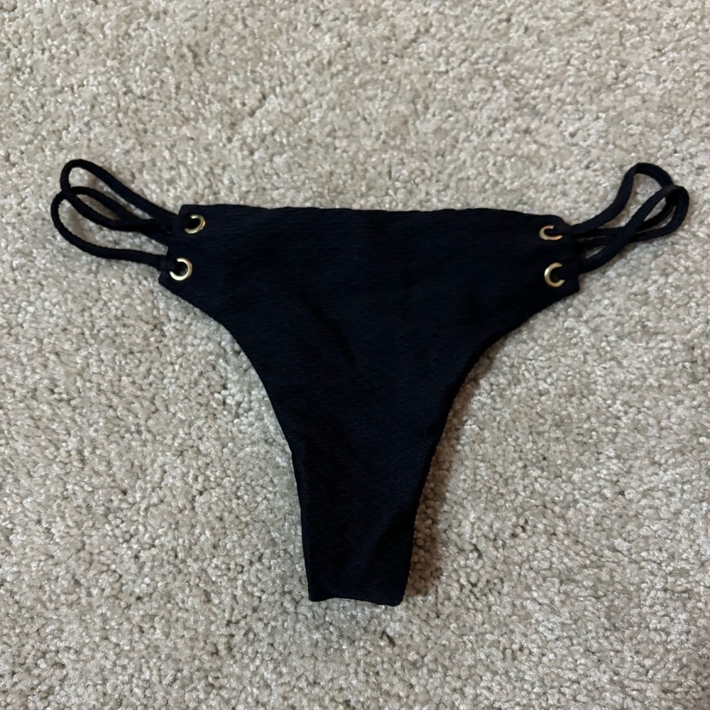 Blue Life Swim - Picture 3 of 5